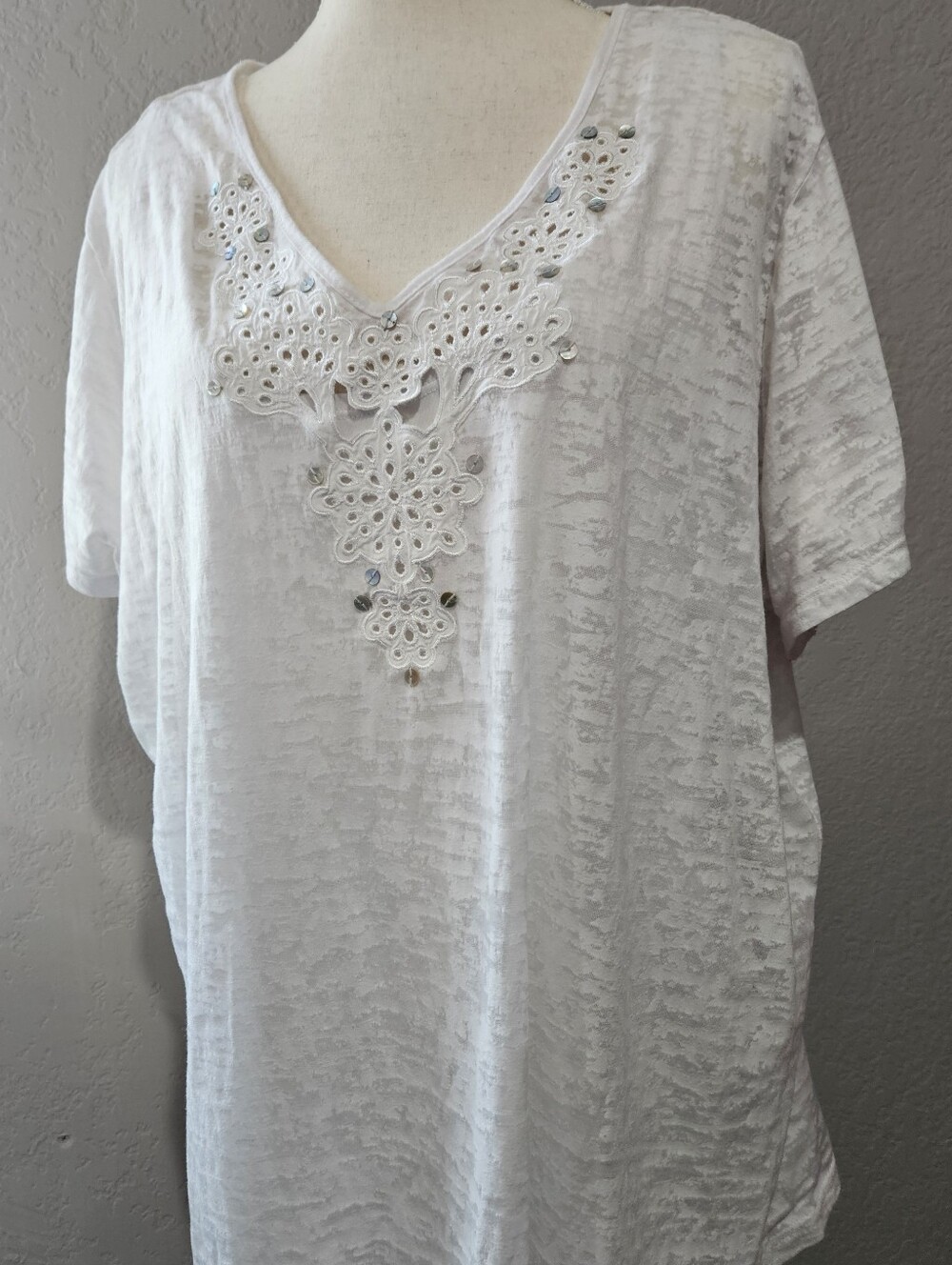 Ruby Rd. White Burnout Lined V-Neck Top with Embroidered Applique And Sequins 2X